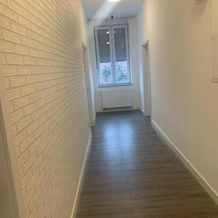 Ostello Godorfer Burg Monteuer Wesseling