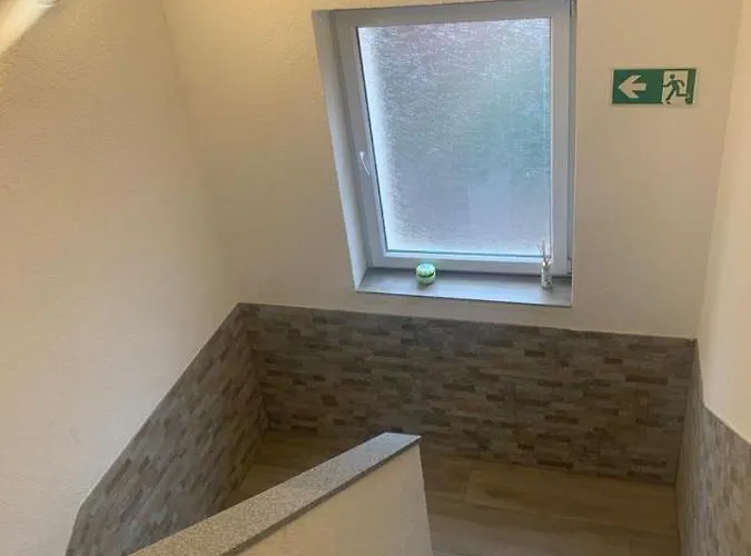 Godorfer Burg Monteuer Hostal